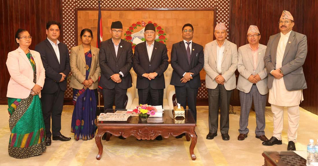 एमालेका मन्त्रीहरुले बुझाए प्रधानमन्त्रीलाई राजीनामा