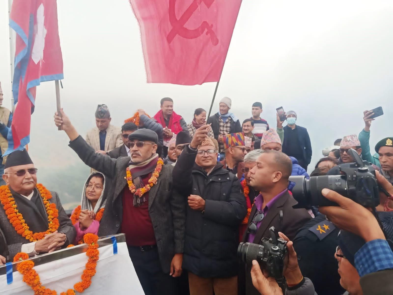 तुलसा बिश्वकर्मालाई जातीय विभेद गरेको आरोपी स्वास्थ्य चौकीका इन्चार्जकाे परिवारनै पक्राउ