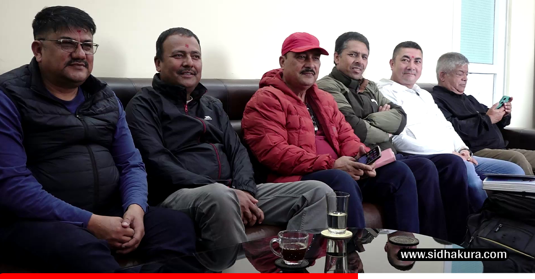 ओभरलोड सवारी साधनले सडक बिगार्याे,  भारवहन सीमा कडाइ गर्नुपर्याे : यातायात व्यवसायी
