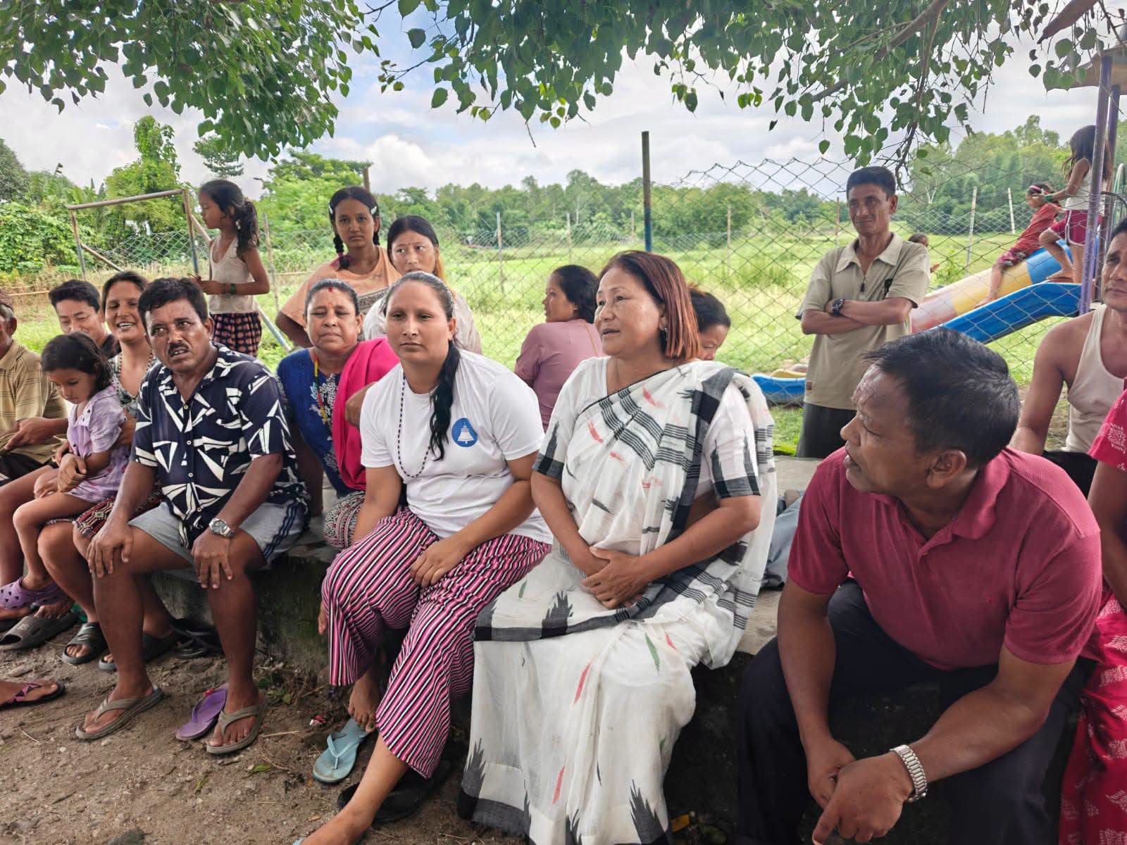 नागरिकका गुनासा सुन्दै गाउँटोलमा सांसद इन्दिरा रानामगर