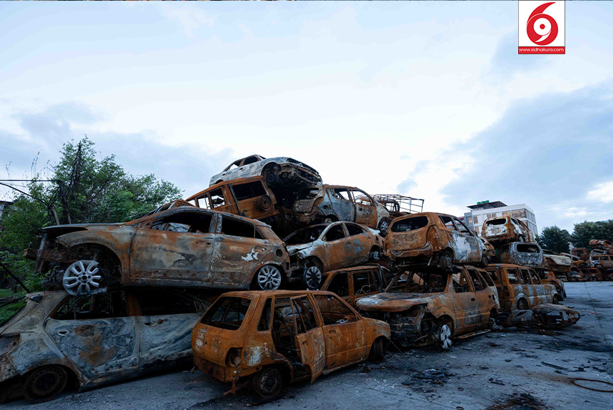 jalekogadi_sidhakura_-Samsad-Bhawan-Burned-vechicle3-1760069925.jpg