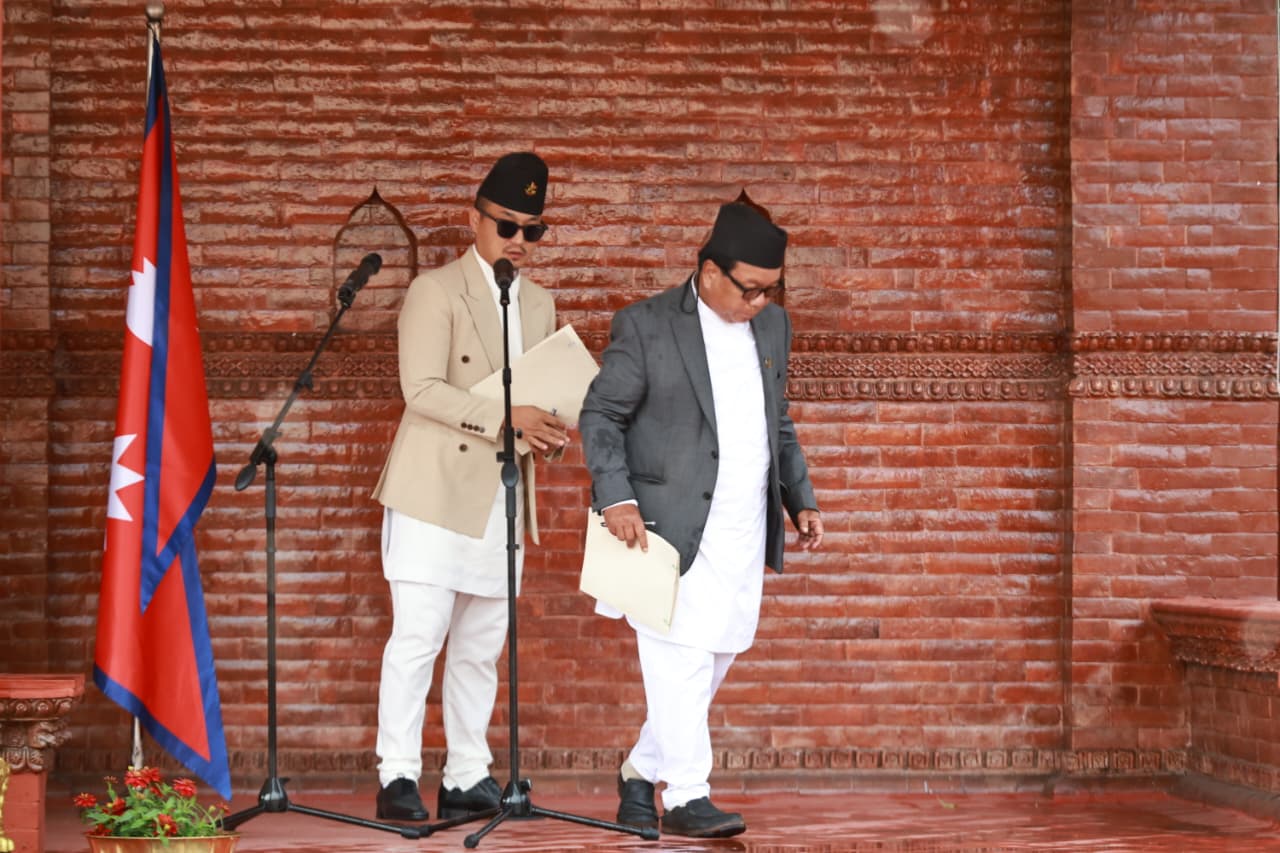 mantri-sapath_sidhakura-(6)-1781005924.jpeg