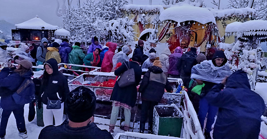 पाथीभरामासँगै ताप्लेजुङ  जिल्लाका उत्तरी भेगहरूमा हिमपात