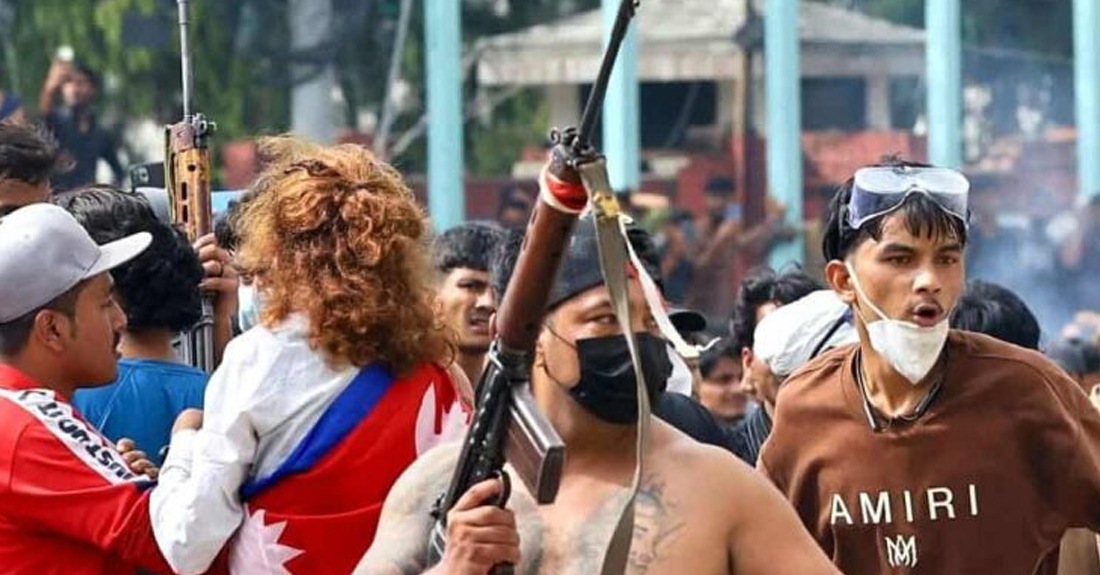 सुरक्षाकर्मीको बन्दुक लुटेर प्रदर्शन गर्ने पक्राउ, यसअघि पनि अपराधिक कार्यमा संलग्न रहेको पुष्टि