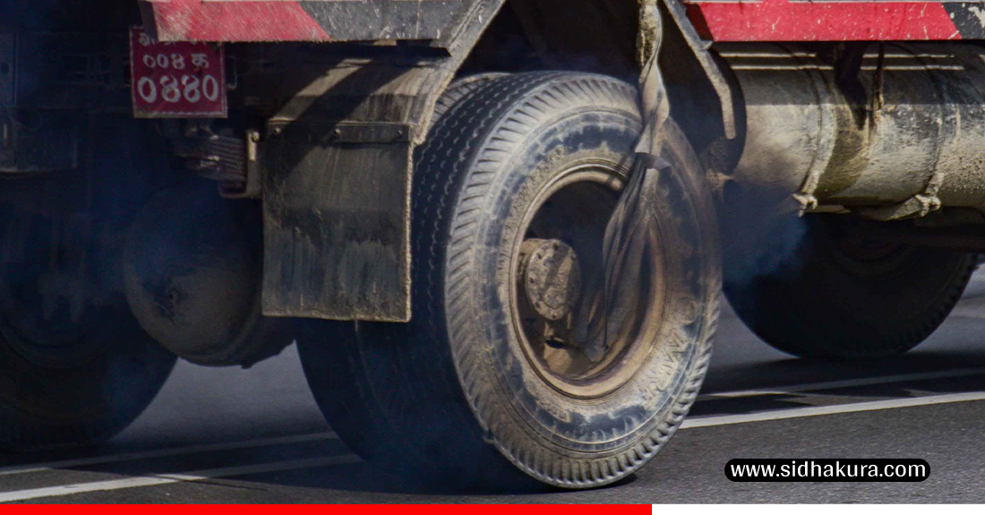 pollution-dhuwa-gadi-10-1754472560.jpg