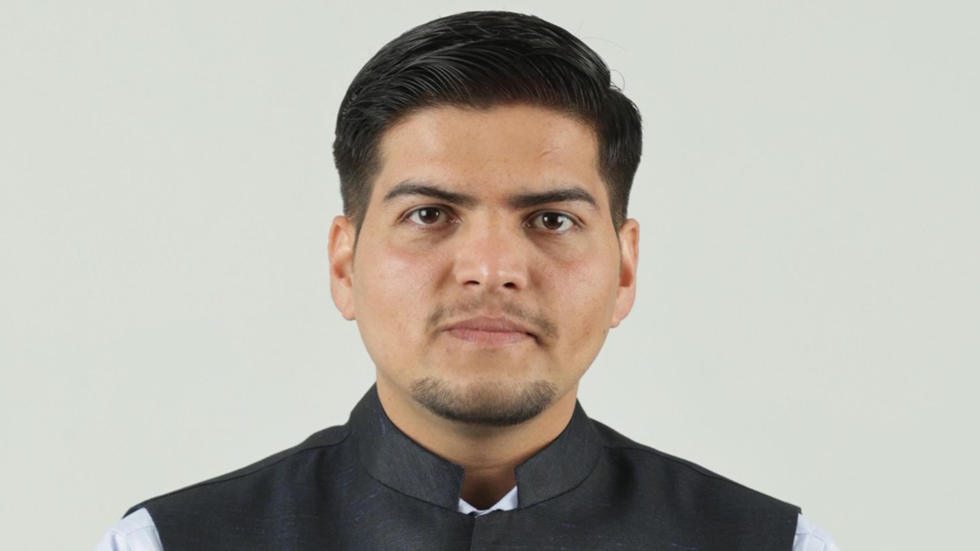 मकवानपुर १ बाट २५ वर्षीय प्रशान्त उप्रेती निर्वाचित