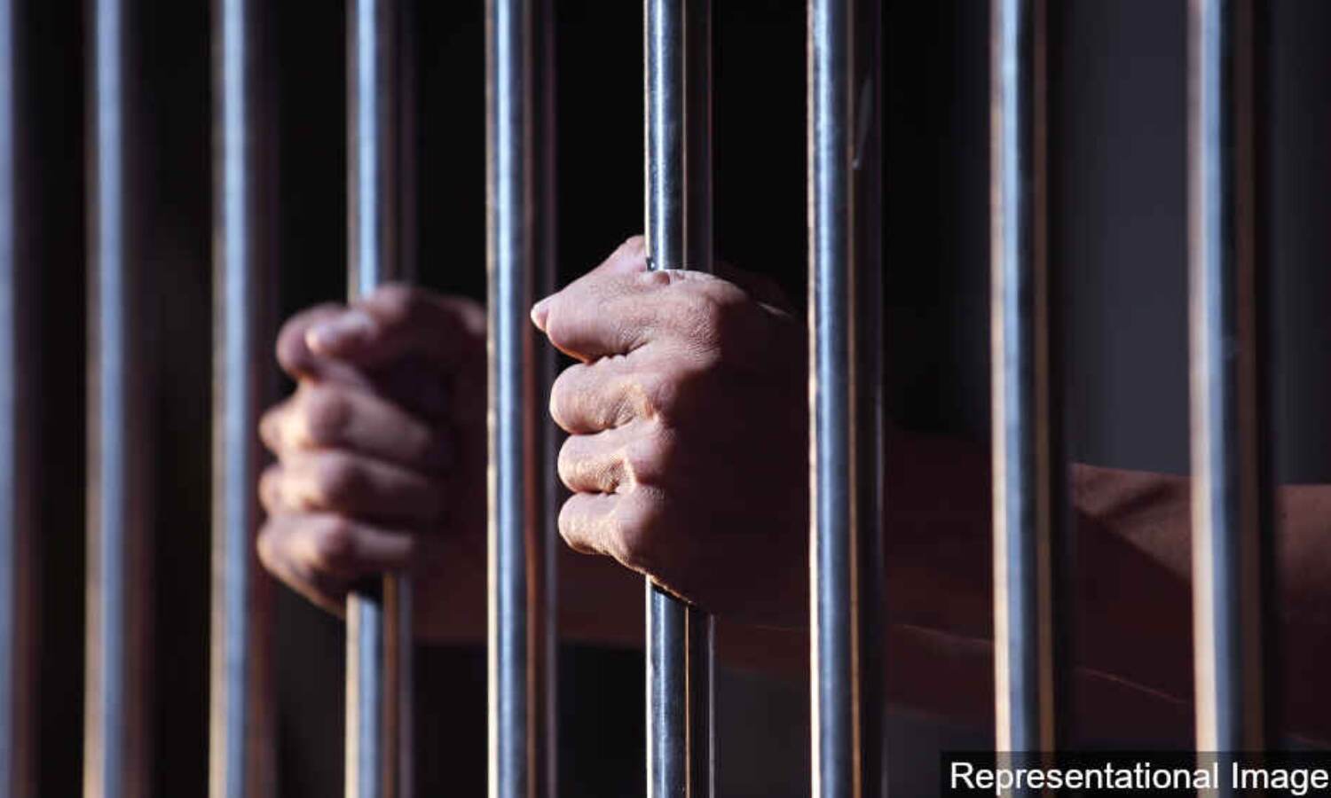 नौ हजार कैदी कारागार फर्किदा पाँच हजार अझै फर्किएनन्