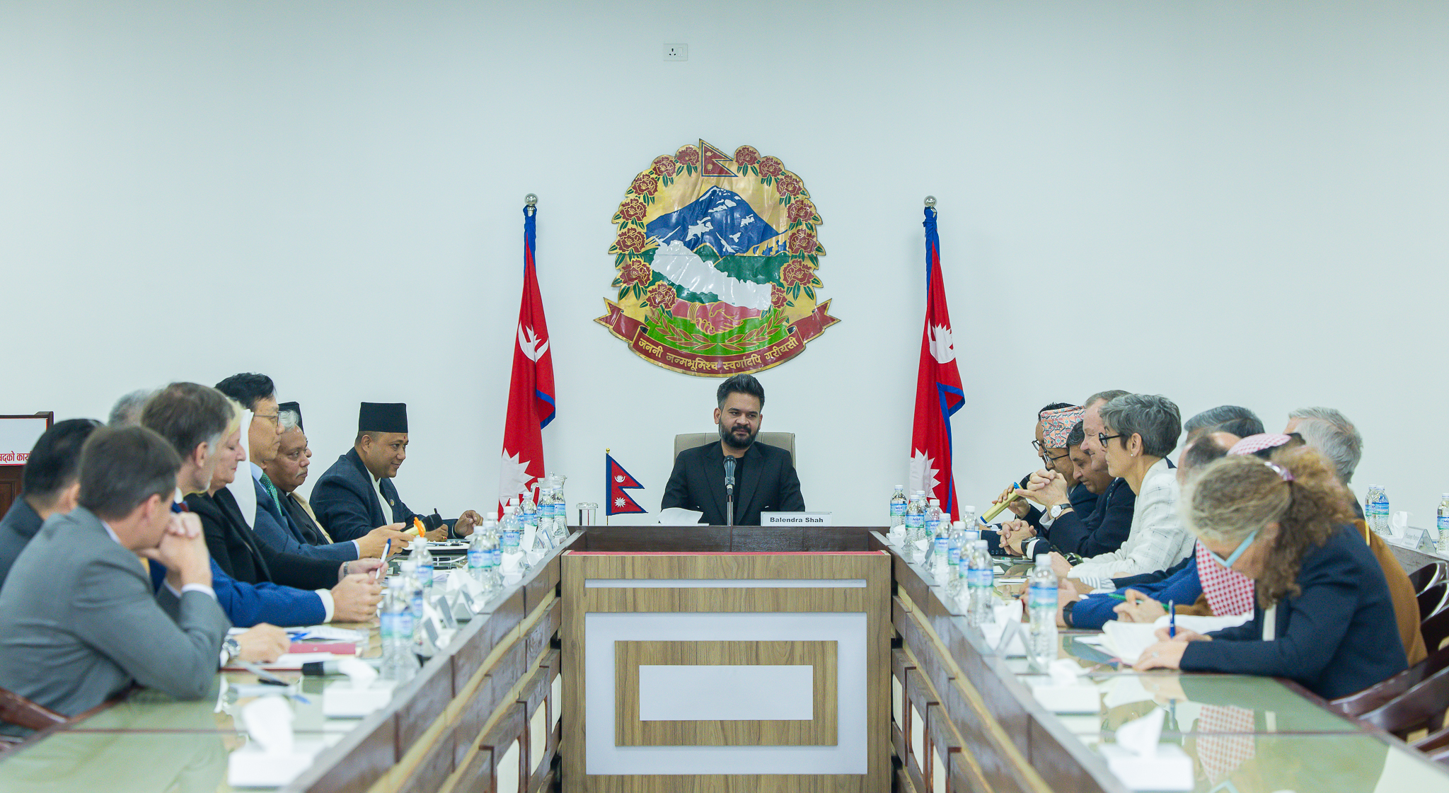 प्रधानमन्त्री शाहसँग नेपालस्थित १५ देशका राजदूत तथा कूटनीतिक नियोग प्रमुखहरूकाे सामूहिक भेट