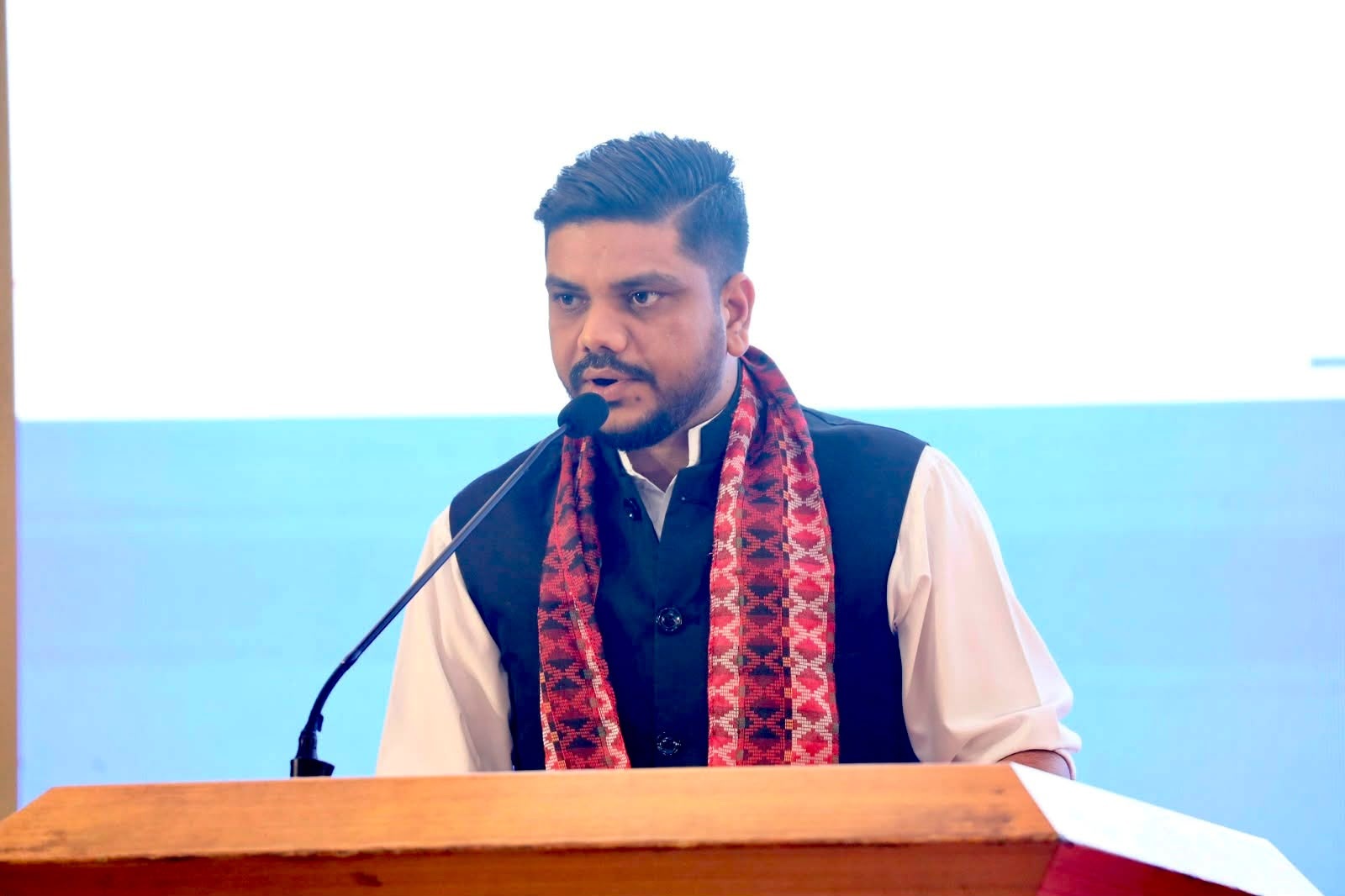 फ्रि भिसा फ्रि टिकट पुनरावलोकन गर्दै सरकार, अब ठग म्यानपावरलाई कडा सजाय