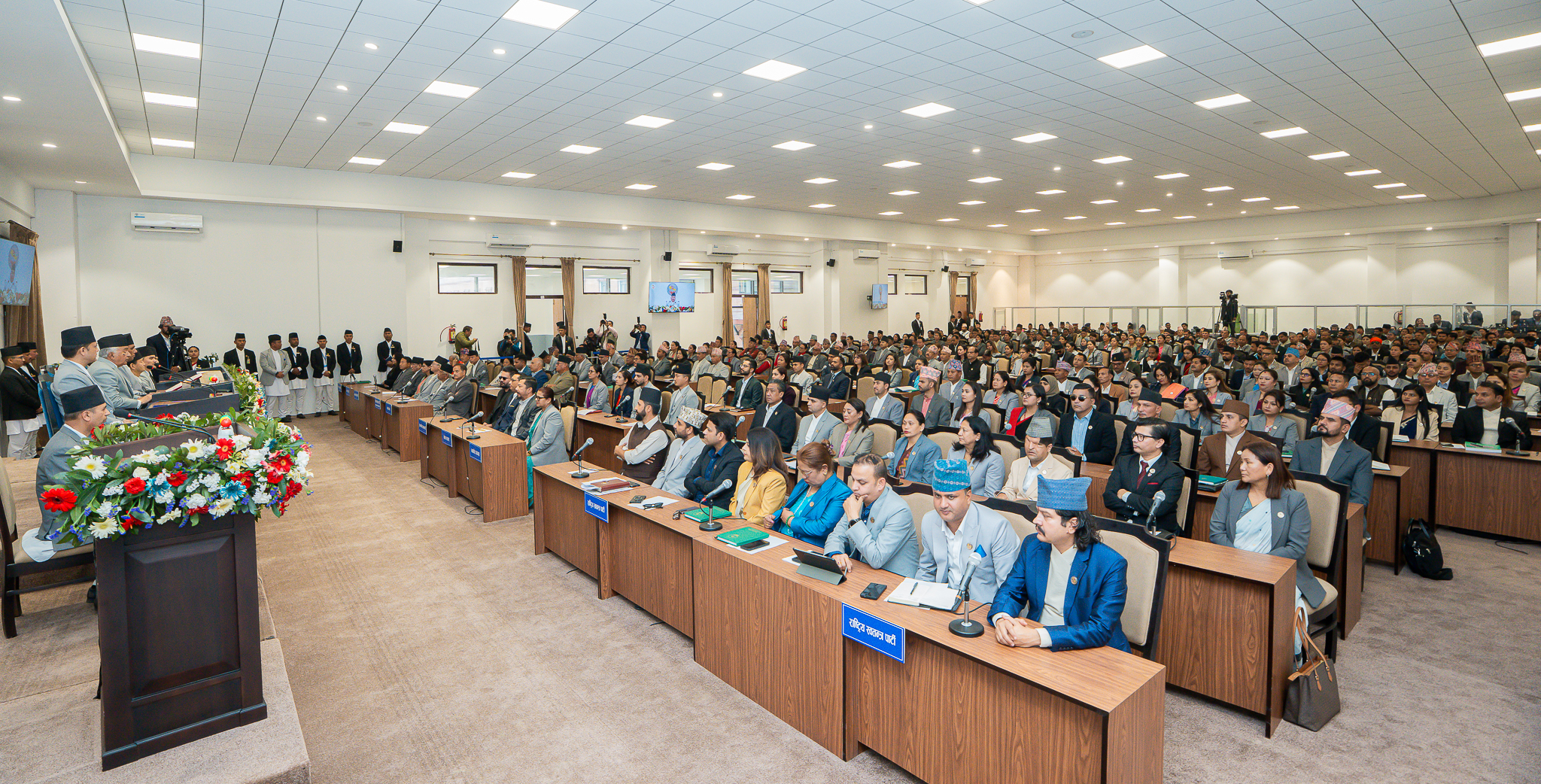 संसदीय समितिमा हेरफेर, को कता पुगे ?