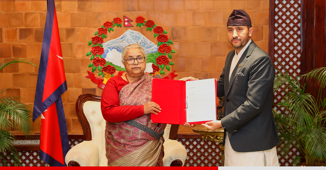 सञ्चारमन्त्री खरेलले दिए राजीनामा, रास्वपाबाट चुनाव उठ्ने