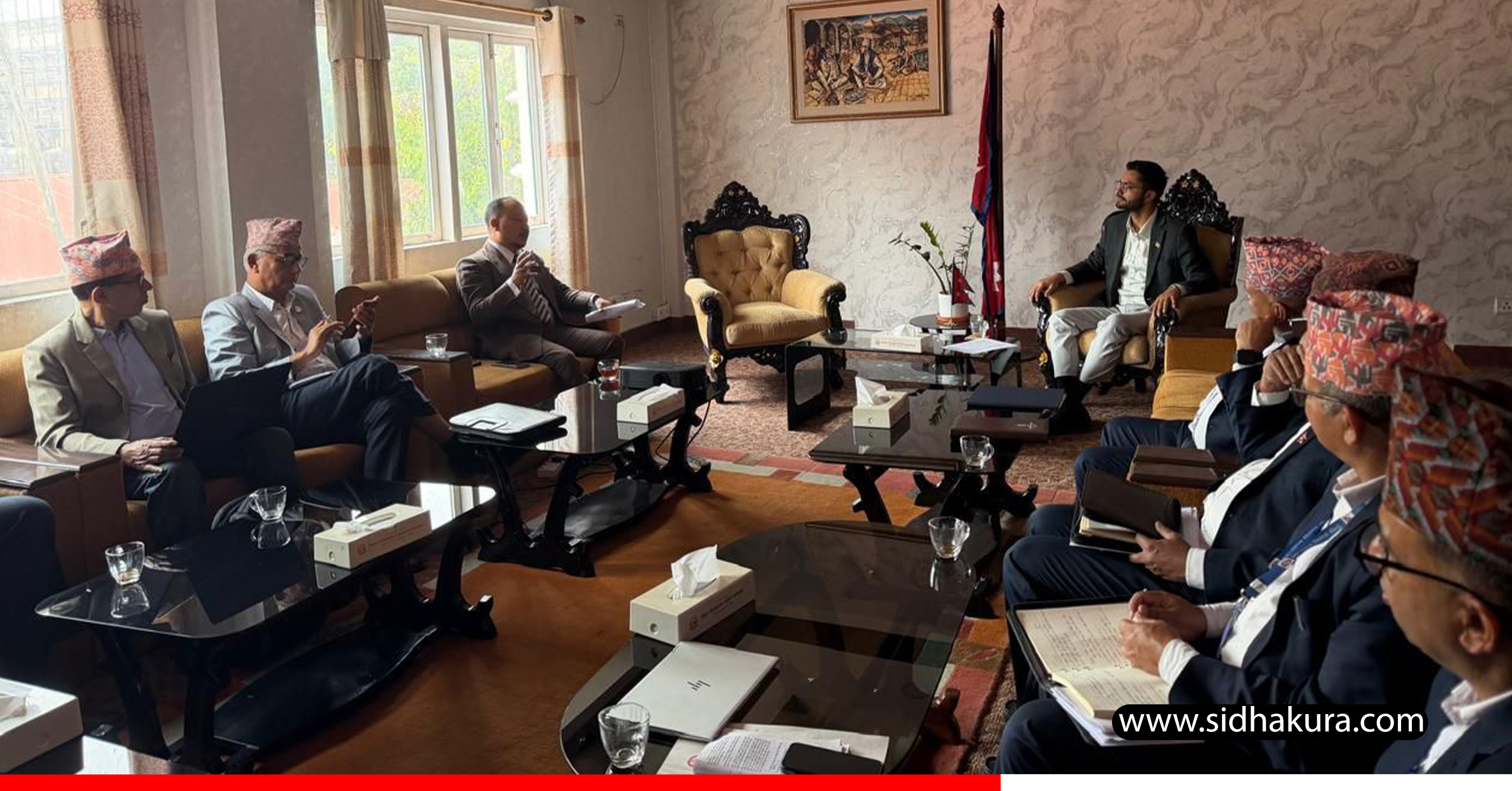 हिमाली क्षेत्रमा शैक्षिकसत्रको समय परिवर्तन गर्न शिक्षा मन्त्रीसमक्ष माग