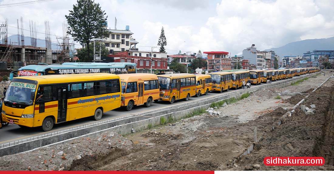 school-bus-4-1756711301.jpg