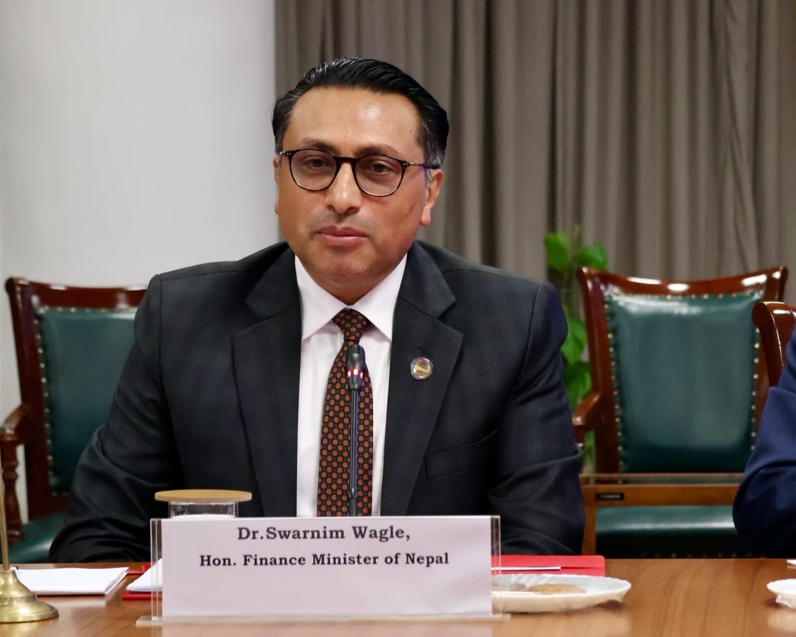 भारत भ्रमणको दोस्रो दिन अर्थमन्त्री वाग्ले महत्त्वपूर्ण कूटनीतिक र द्विपक्षीय भेटघाटमा सहभागी हुँदै
