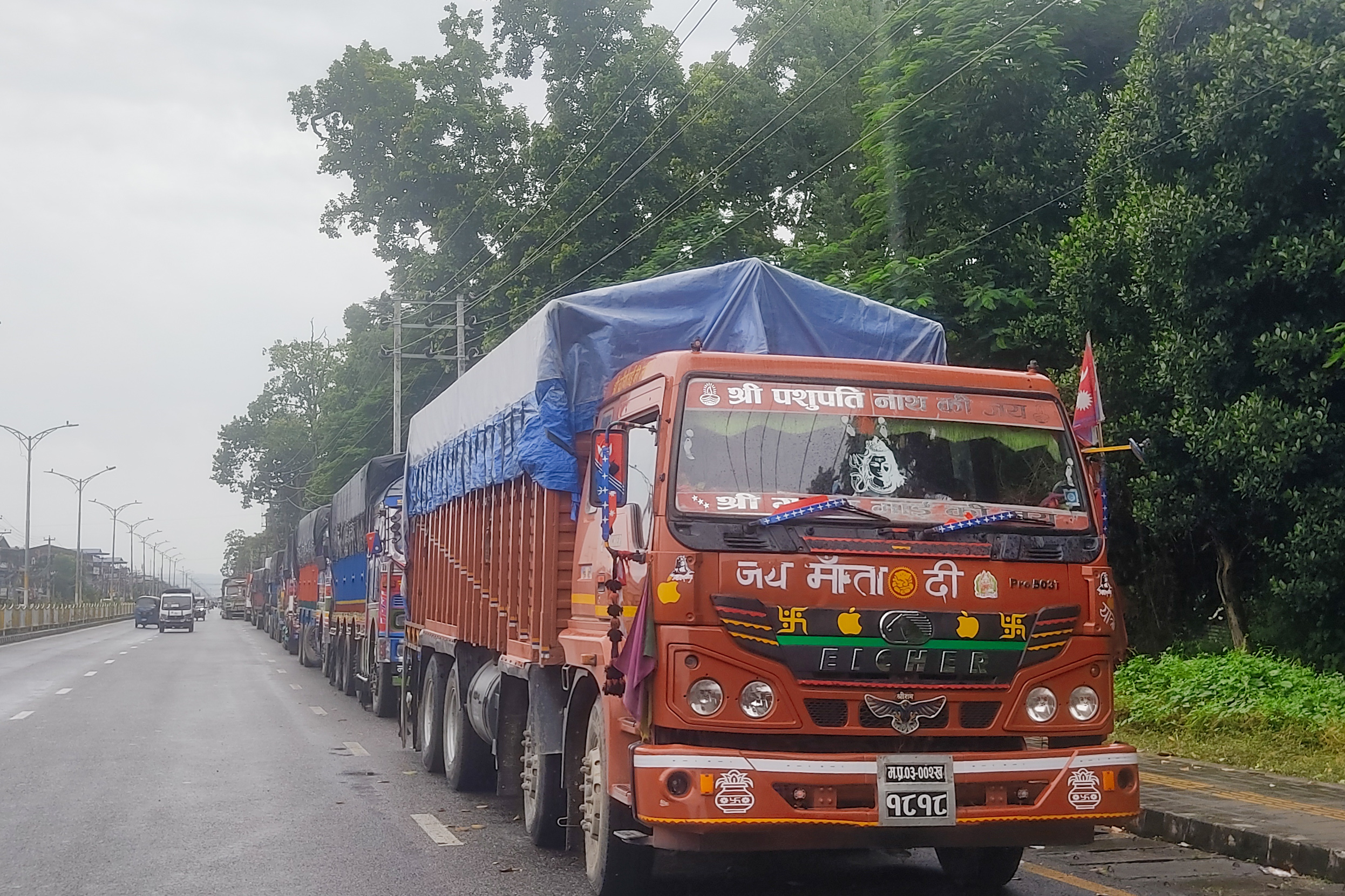 truck-(4)-1790418976.jpg