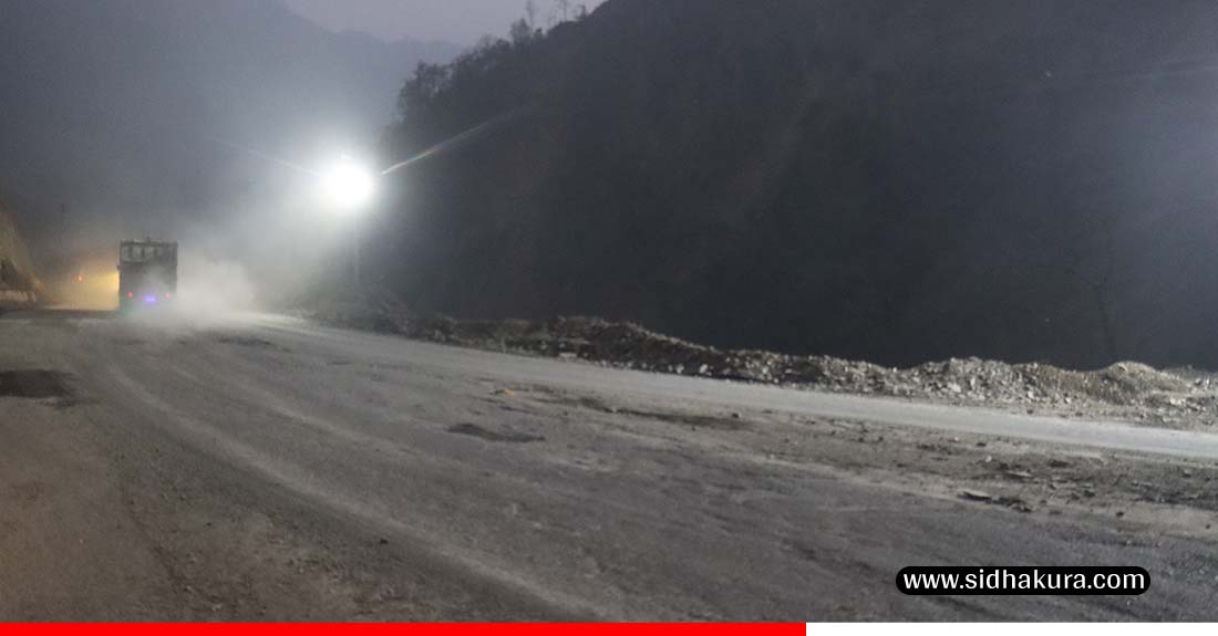 तुइन खोलाको पहिरोमा ‘फ्लड लाइट’ जडान