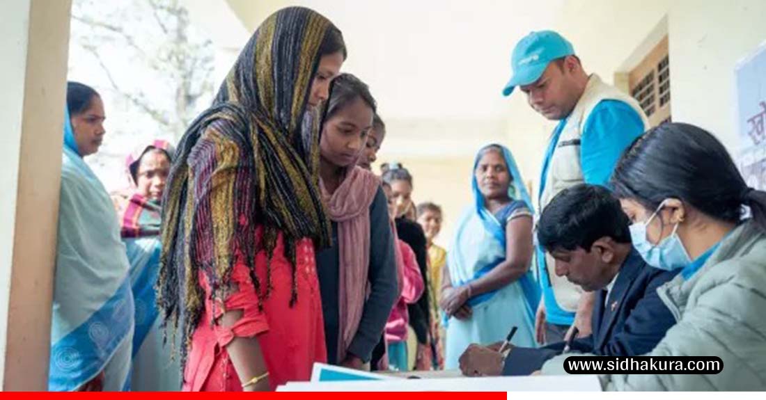 चितवनमा छ हजार बढी बालिकाहरूलाई एचपिभी खोप लगाइदैं