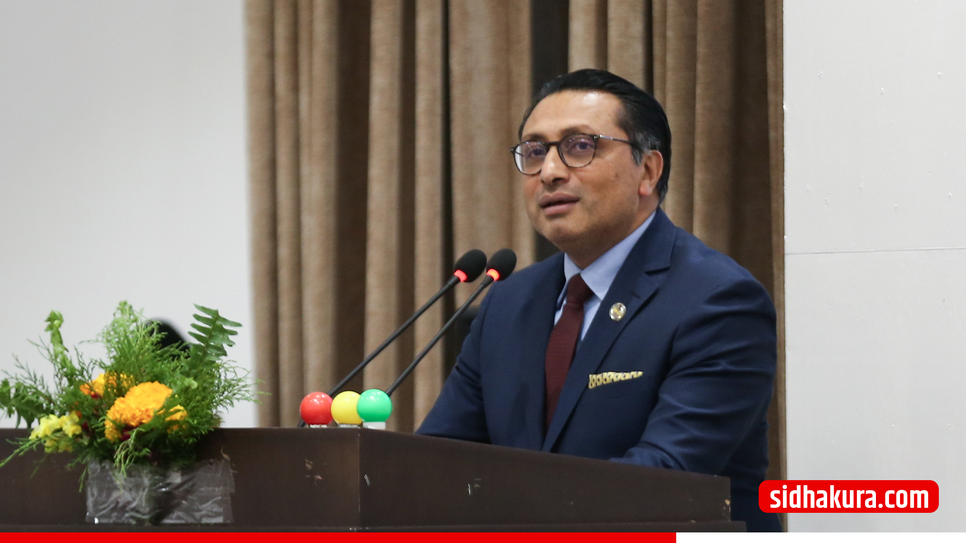 बजेट लेखन अन्तिम चरणमा, १८ घण्टा बढी मन्त्रालयमा खटिएका छन् अर्थमन्त्री