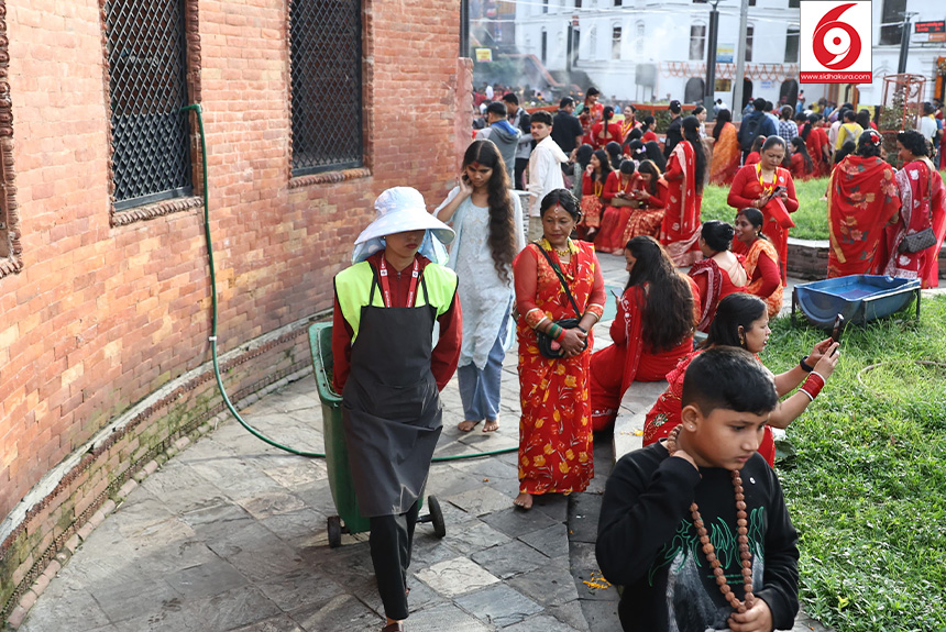 women-cleanerin-duty3_sidhakura-1756177797.jpg